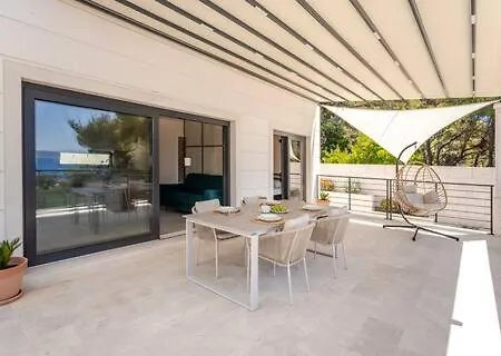 Sea View House With Jacuzzi - Casa Bianca Brac Vakantiehuis *