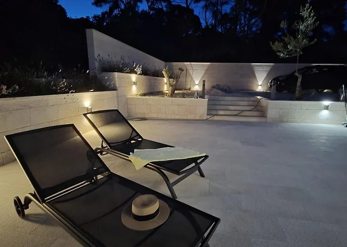 Sea View House With Jacuzzi - Casa Bianca Brac Hébergement de vacances