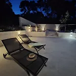 Sea View House With Jacuzzi - Casa Bianca Brac בית נופש