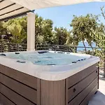 Sea View House With Jacuzzi - Casa Bianca Brac בית נופש